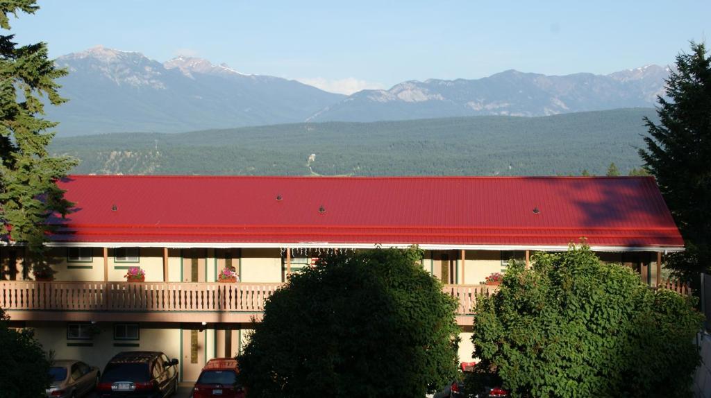 Motel Bo Radium Hot Springs Exterior photo