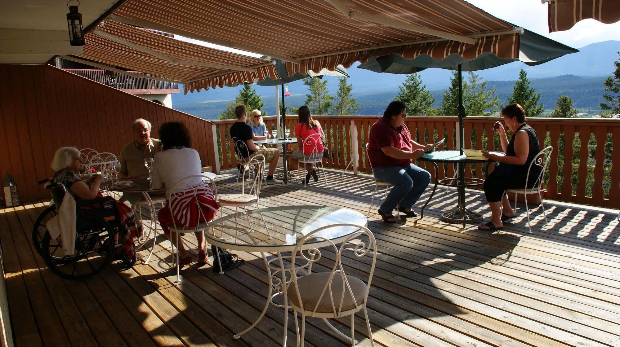 Motel Bo Radium Hot Springs Exterior photo